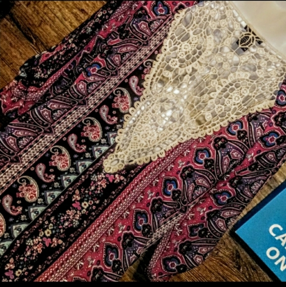 Stoosh Top Size L Paisley High Low Lace Back EUC - Picture 7 of 11